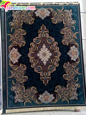 نمونه‌ی بافته شده‌ی فرش کاشان طرح شهرزاد رنگ سرمه‌ای