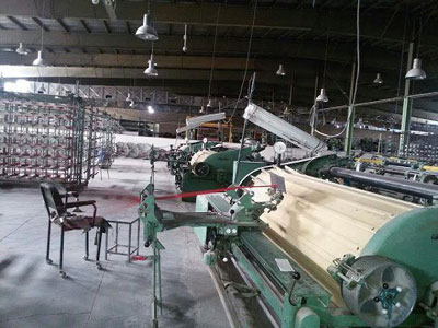 اولین تولید فرش ماشینی ایران در کارخانه‌های مخمل و ابریشم کاشان